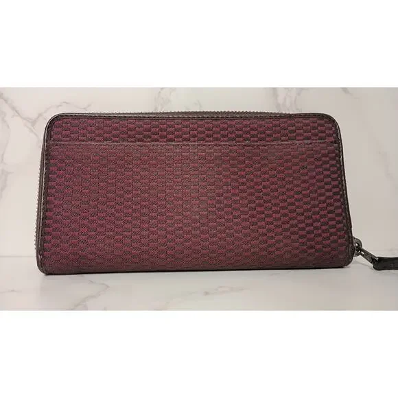 COACH Legacy Burgundy Checked Jacquard Accordion Zip Wallet - EUC - Picture 2 of 6